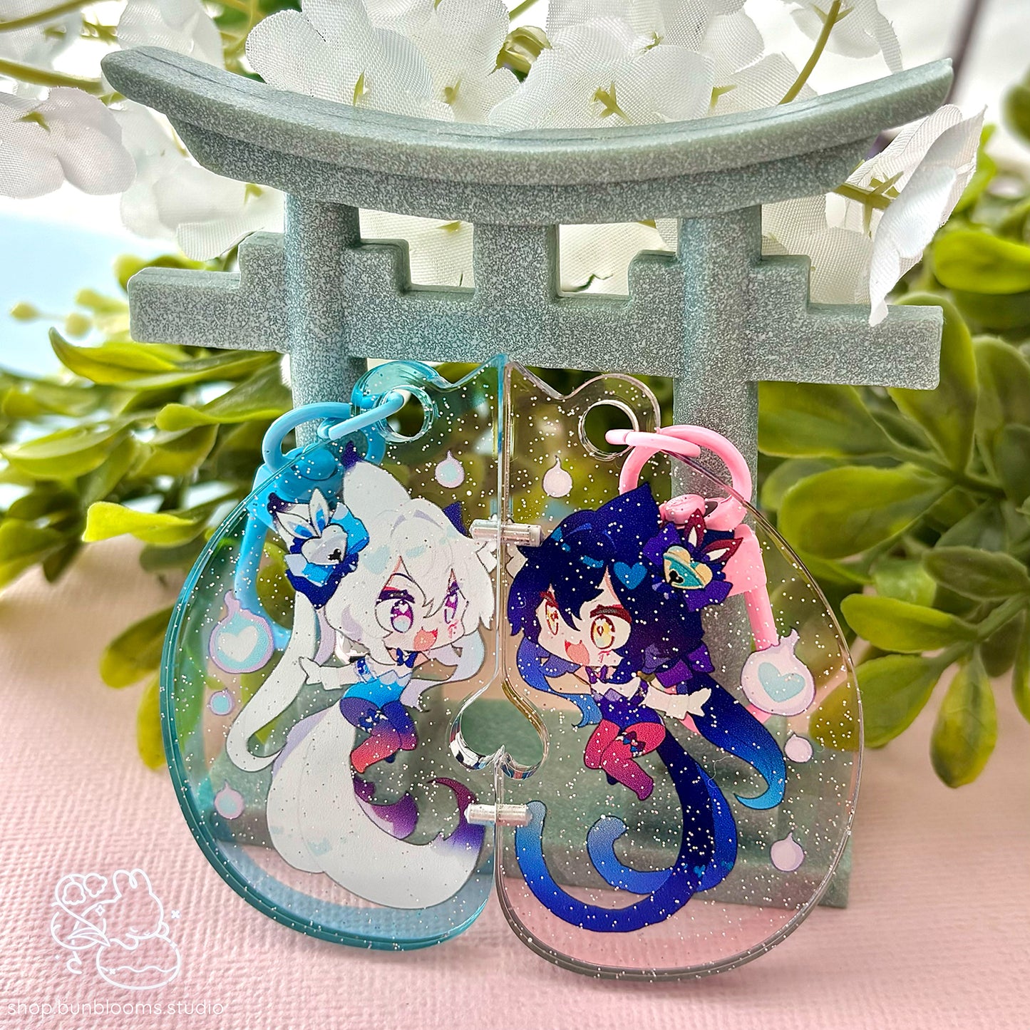 Glitter Keychain Set: Highfive!
